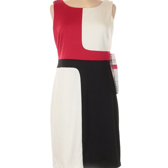 CONTRAST PANEL Optical Illusion Pencil Dress - Picture 2 of 2